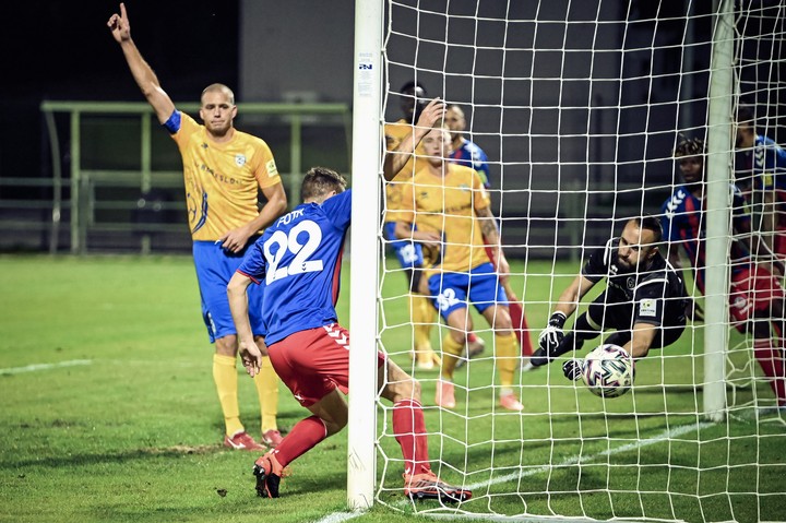 ZOSTRIH: FK Pohronie - FK Senica, zápas rozdielnych polčasov